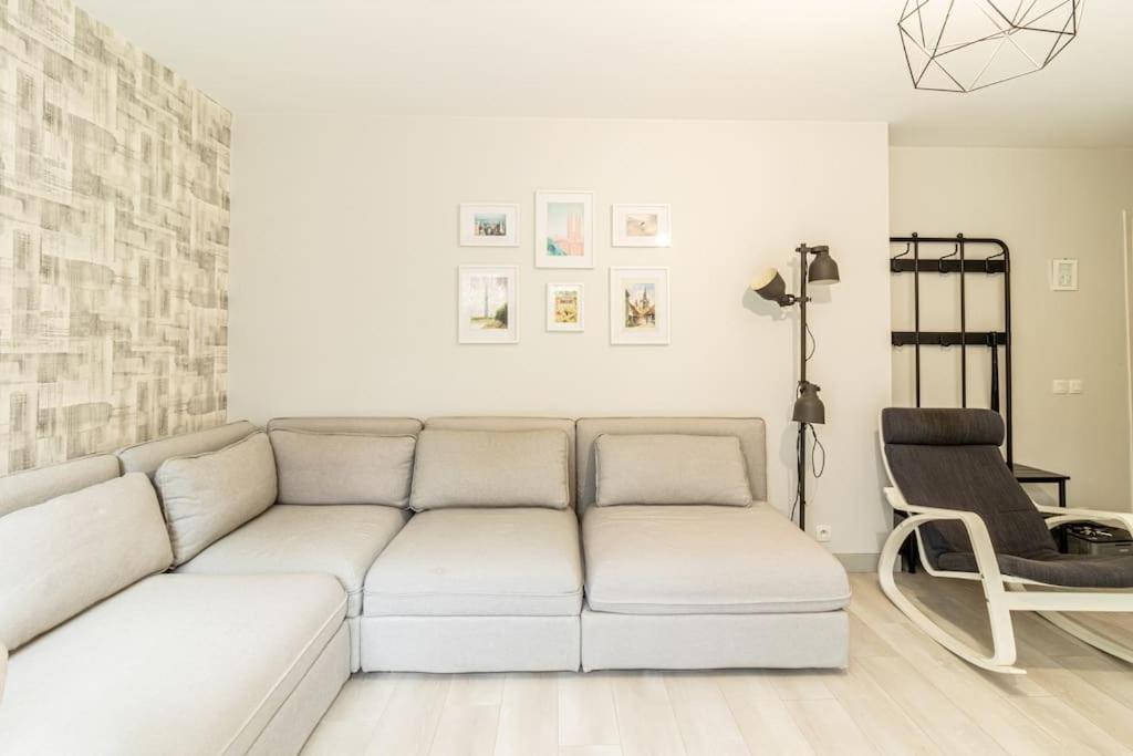 Apartment Zenbnb / Tournelles / Jardin Prive / Hyper-centre Annemasse