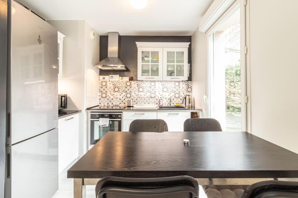 Appartement Zenbnb / Tournelles / Jardin Prive / Hyper-centre